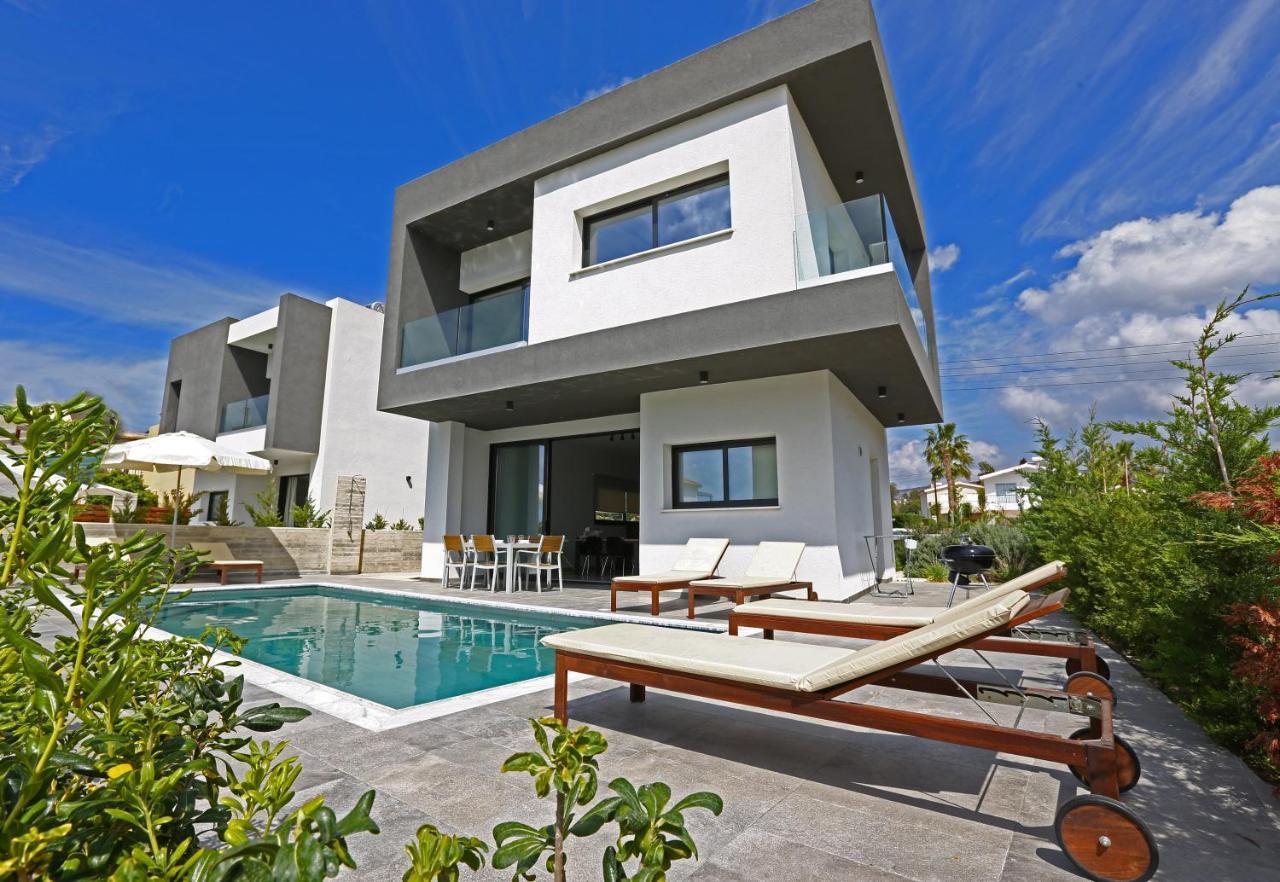 Villa Yria Корал-Бэй Экстерьер фото